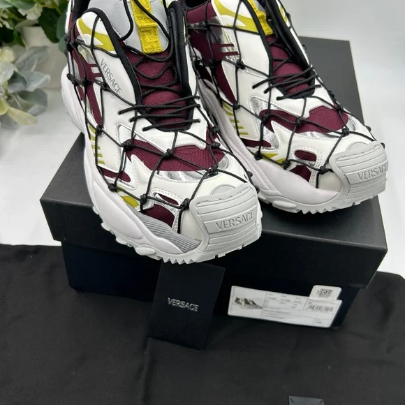 Men’s Versace V3 net leather sneakers size 10 US made in Italy - Picture 12 of 14